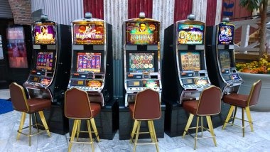 busid World Cup slot tournament interface showing Aviator and Sweet Bonanza game tiles